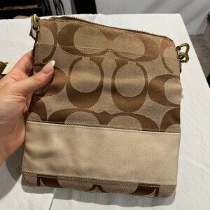 Vintage Coach Clutch Bag (2005)